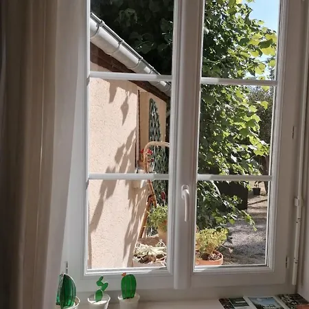 L Aveuglette Bed and Breakfast Ζιβερνί